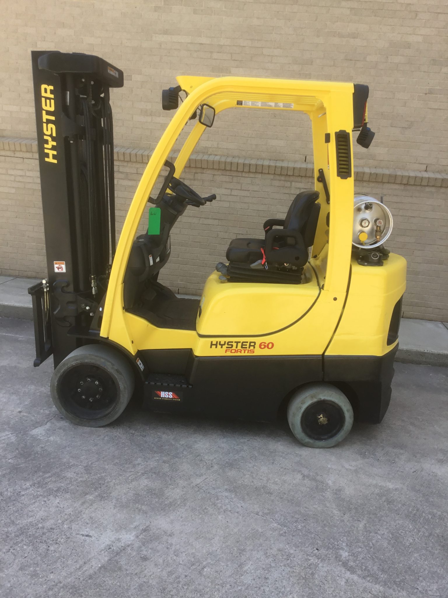 HYSTER S80FT | Pre-Owned Industrial Equipment For Sale | LiftOne